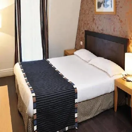 Aparthotel Residhome Opera 4*