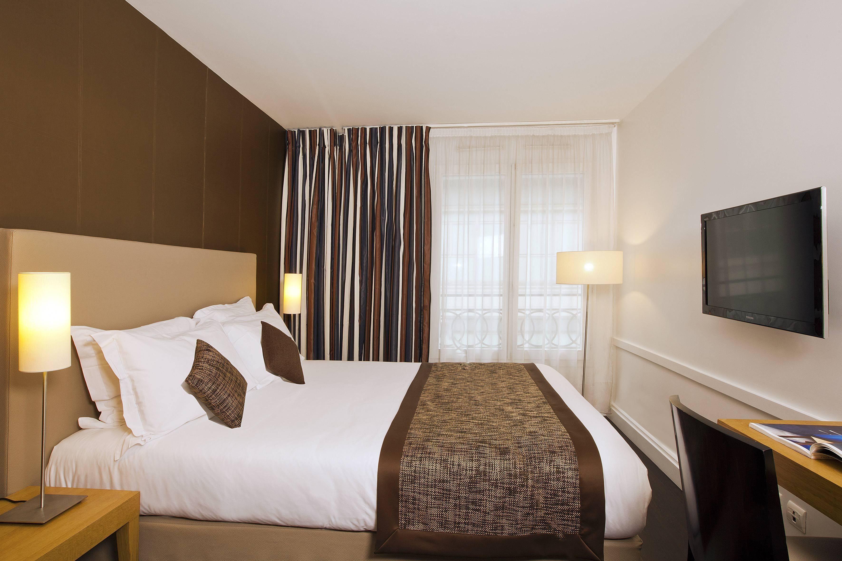 Residhome Opera Aparthotel 4*